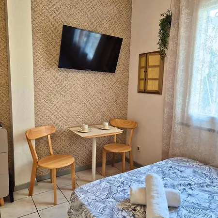 Paillotte - Center - Sheets - Wi-fi Apartmán *